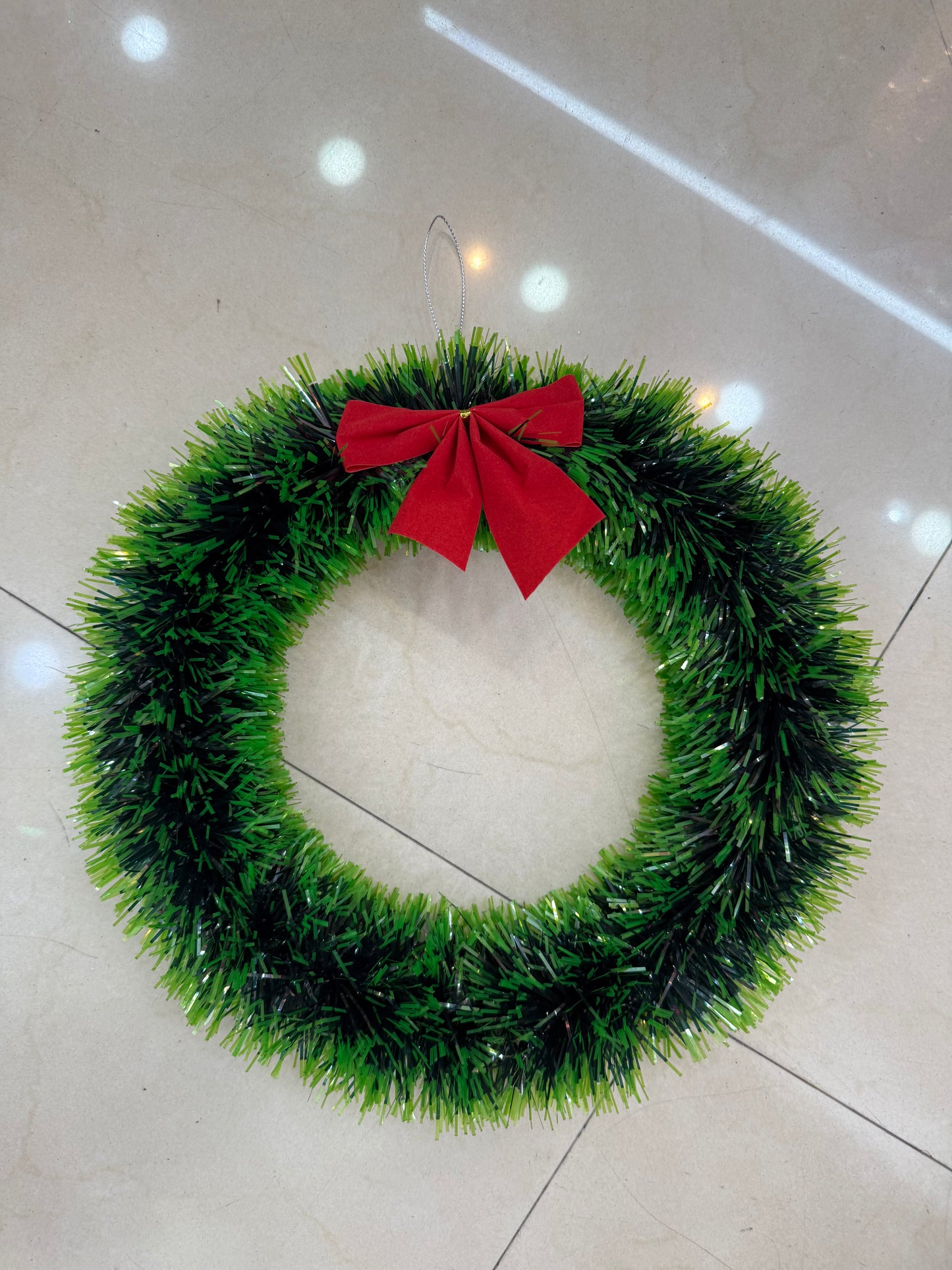 WREATH 30CM UKH-24-7