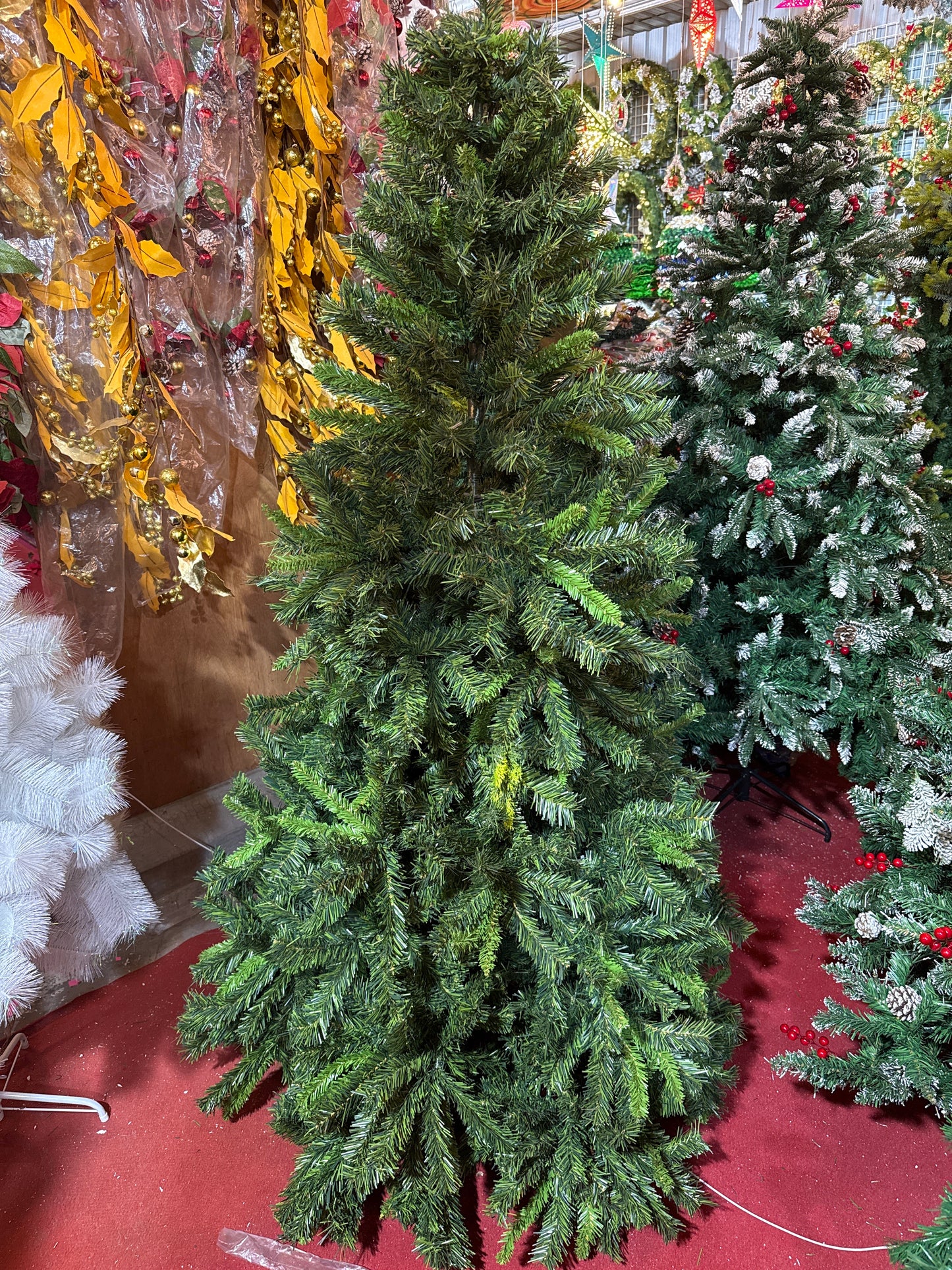 PREMIUM BUSHY CHRISTMAS TREE 6 FEET 1100T UKH-14-3-0825-2243