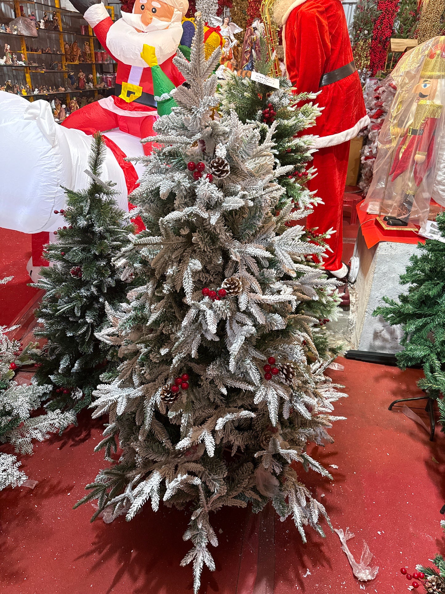 SNOW FROSTED WITH BIG CONES 5 FEET 788 TIPS UKH-44-24-0825-25