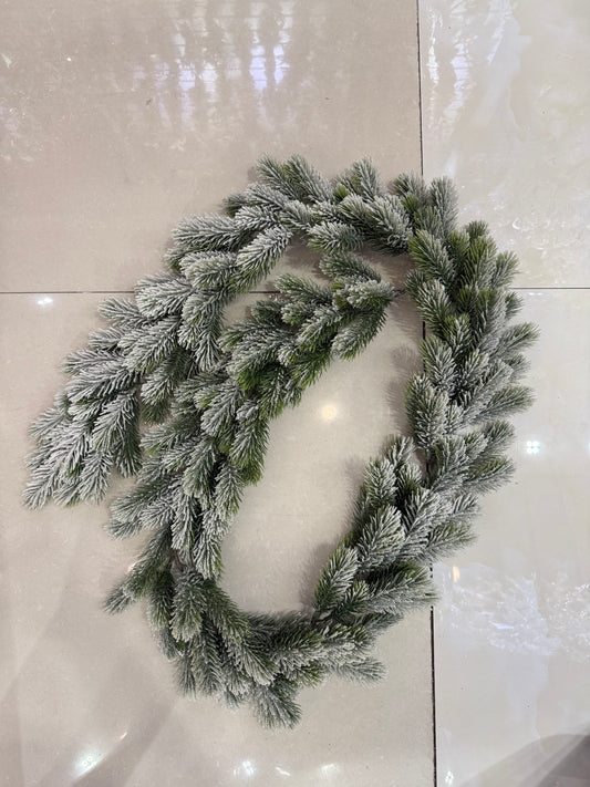SNOW FLAKED GARLAND 180 CM UKH-5-18-0825-33
