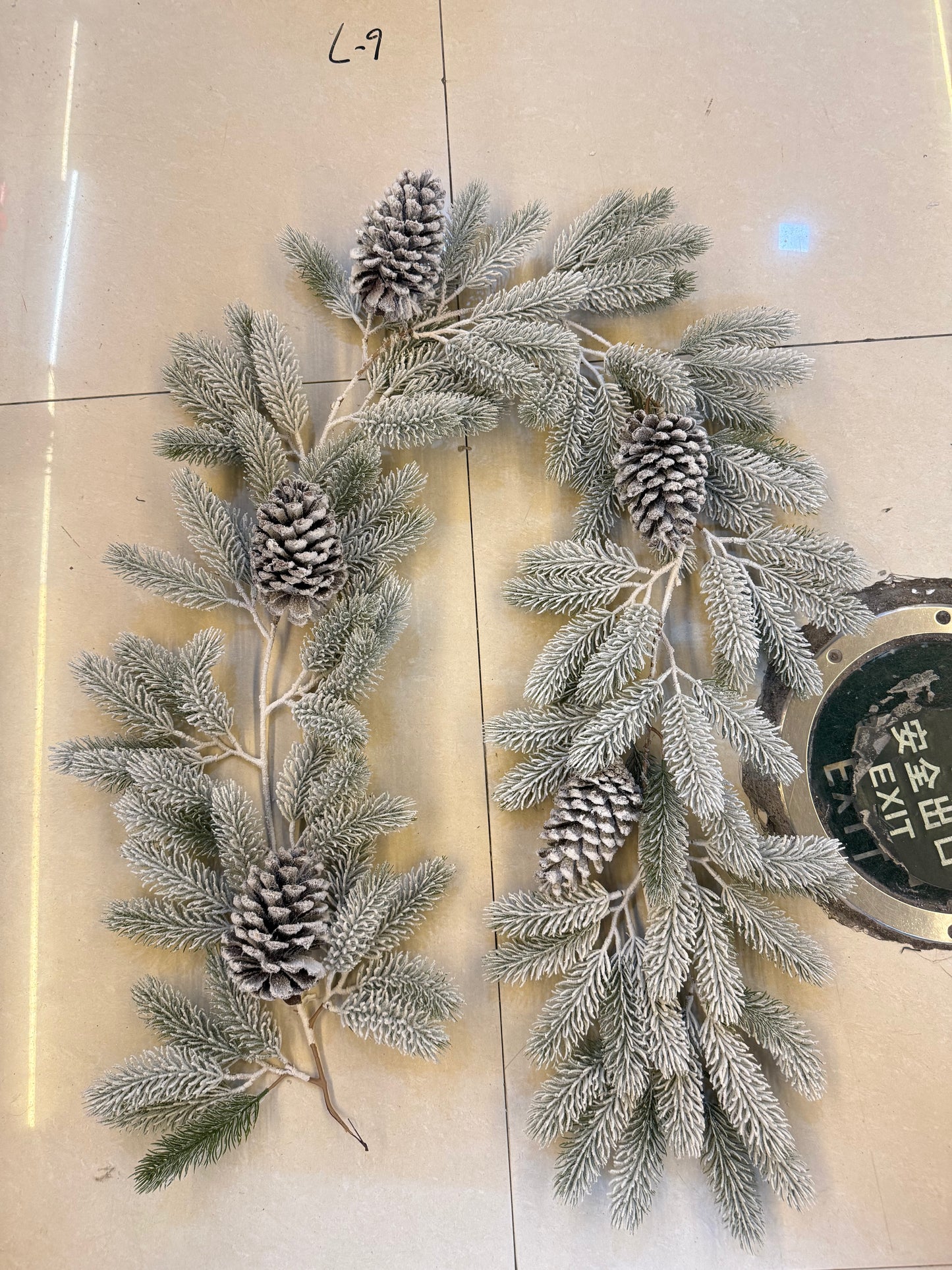 SNOW GARLAND WITH BIG PINES 180 CM UKH-6-8-0825-69