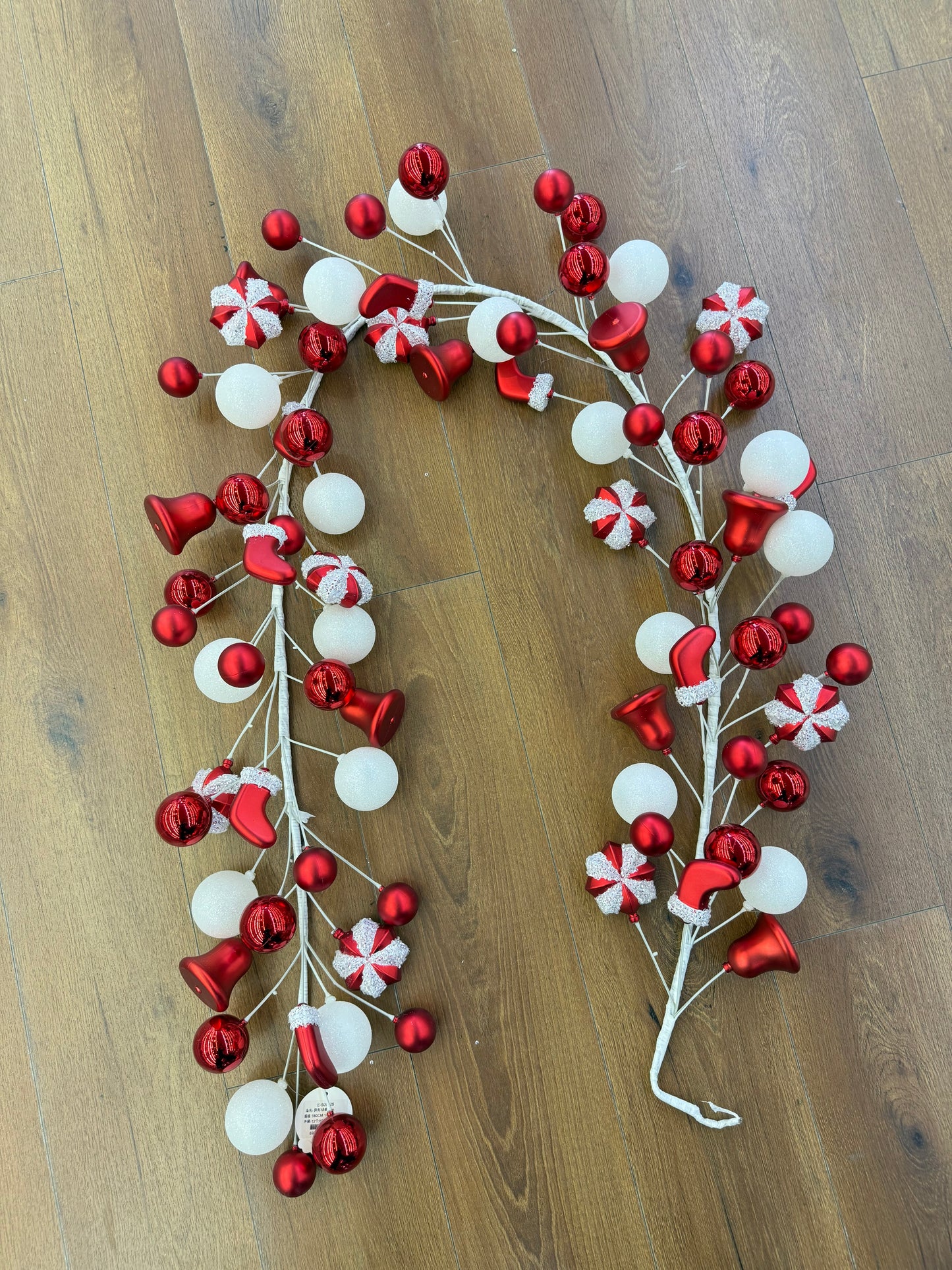 BAUBLES AND DECORATIONS GARLAND 180 CM UKH-20-10-0825-32