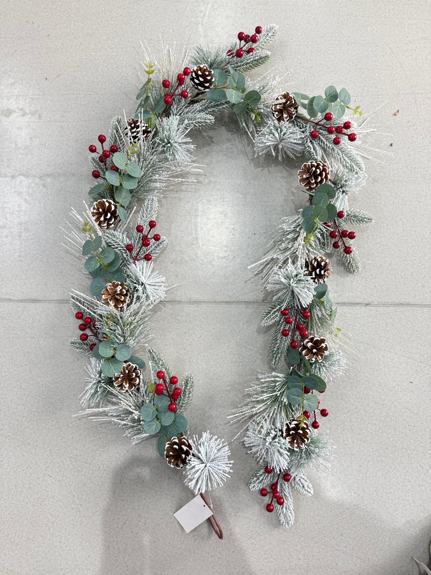 SNOW TIPPED GARLAND WITH LEAVES PINES AND CHERRIES 1.2 M UKH-21-29-0825-76