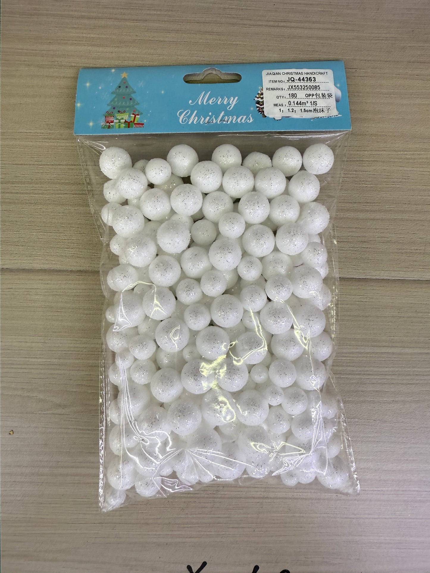SNOW BALLS 1 CM UKH-23-41-0825-48