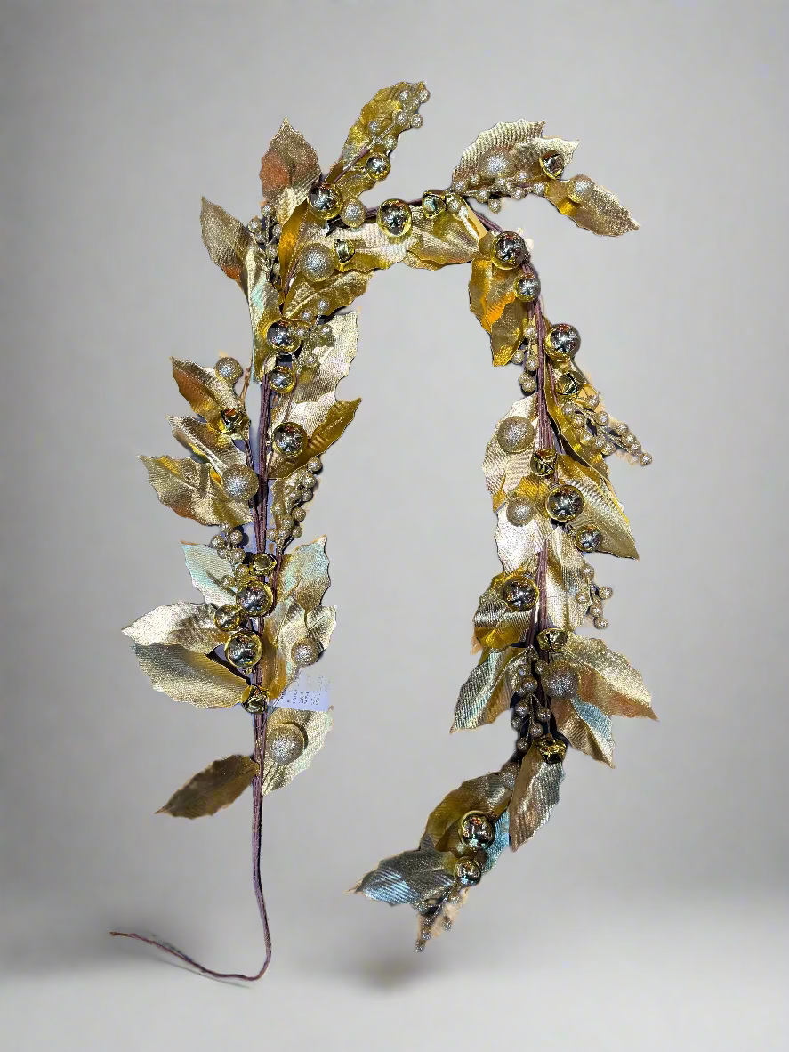 GARLAND WITH GOLDEN LEAVES BAUBLES PINE CHERRIES  1.7M  UKH-35-1-0825-12