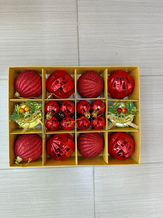 GIFT BOX TREE DECORATION 6.5X6.5 CM RED GOLD AND SILVER COLORS UKH-23-9-0825-27